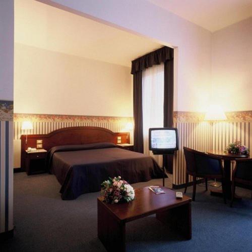 Hotel Terme Monticelli Terme Exterior photo